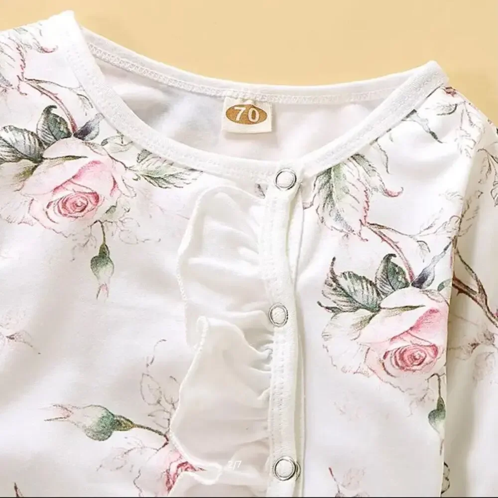 New light weight baby girl ruffled sleeper 6-9 months
